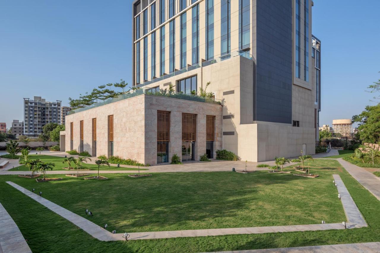 Radisson Blu Hotel & Spa, נאסיק מראה חיצוני תמונה