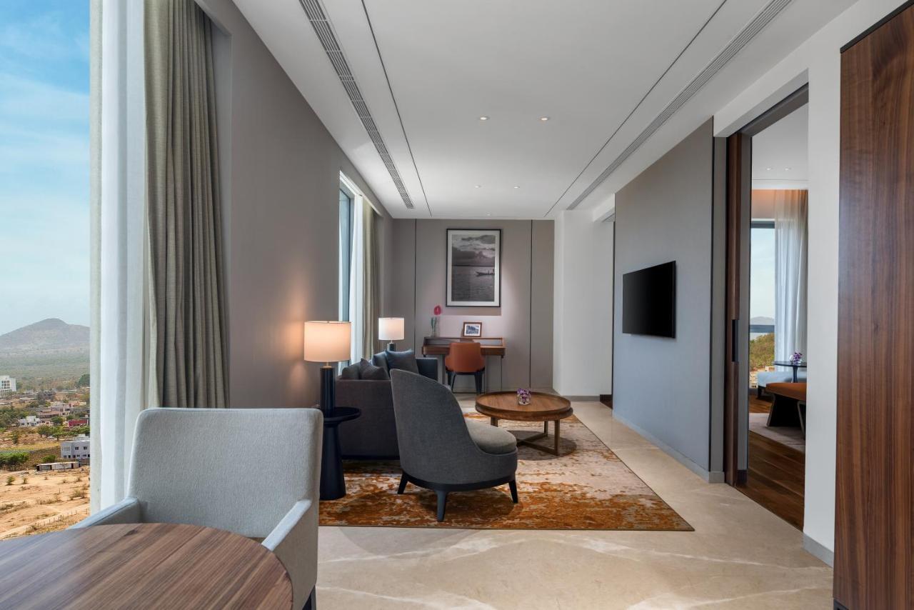 Radisson Blu Hotel & Spa, נאסיק מראה חיצוני תמונה